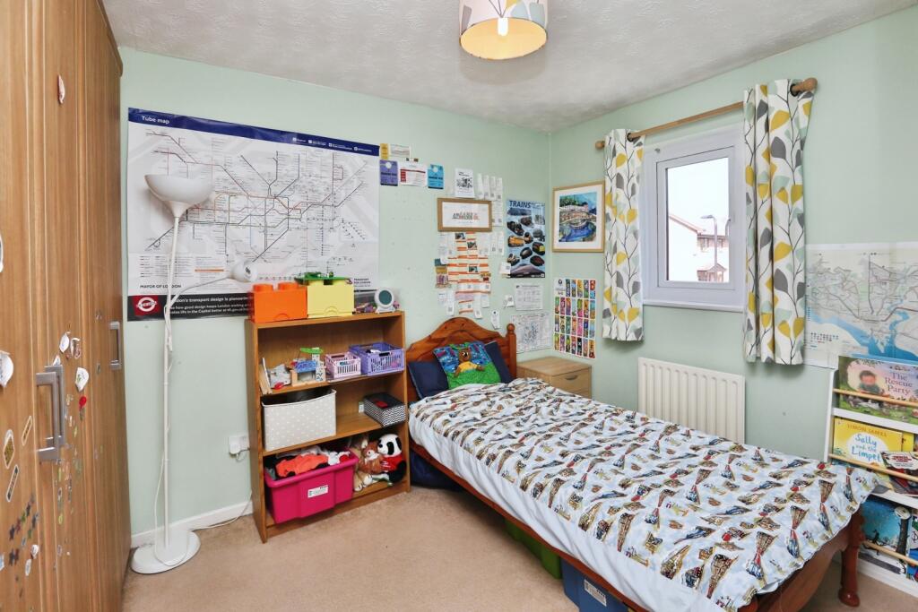 House in Southampton, Maybush - More
