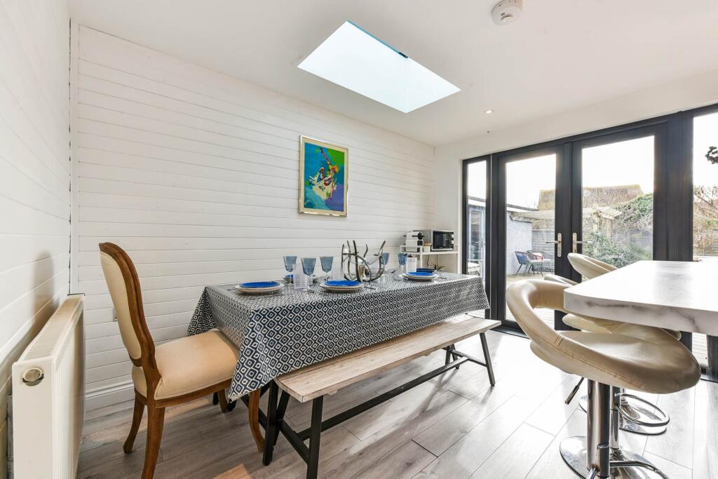 Seafield Way, East Wittering, West Sussex, PO20 photo 4