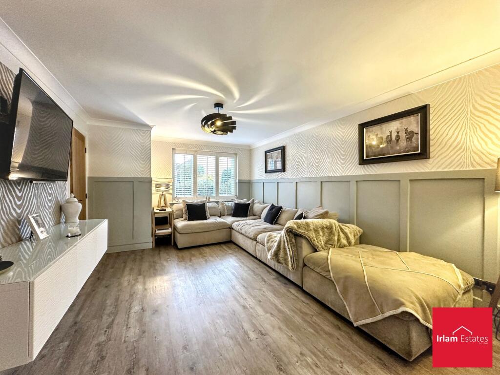 House in Salford, Greater Manchester - View 3