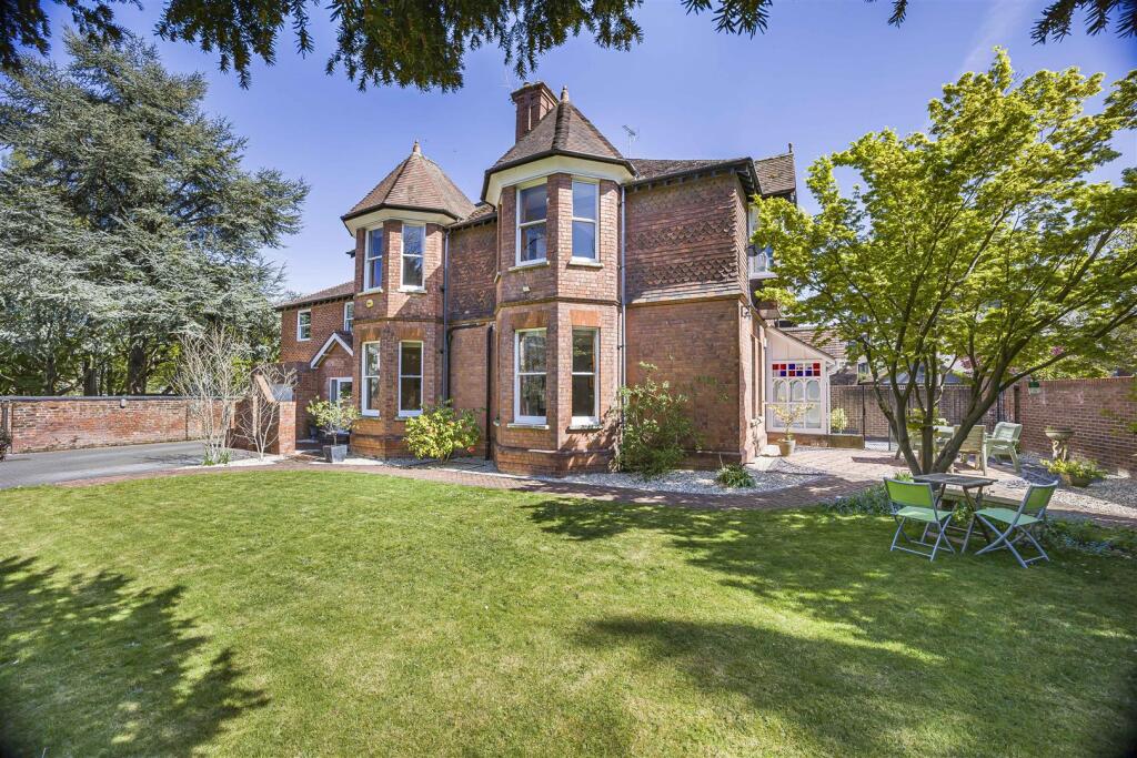 Main image of property: Montpellier Parade, Cheltenham