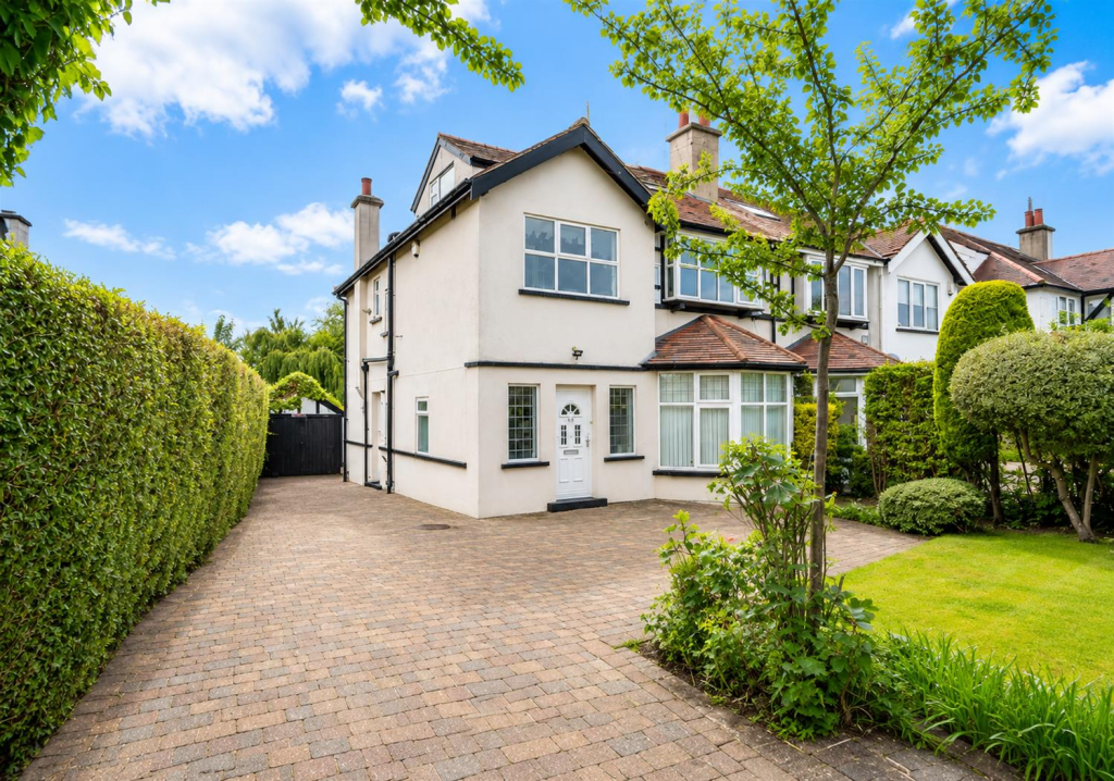 4-bed semi-detached on Stonegate Road, Moortown, £599,995