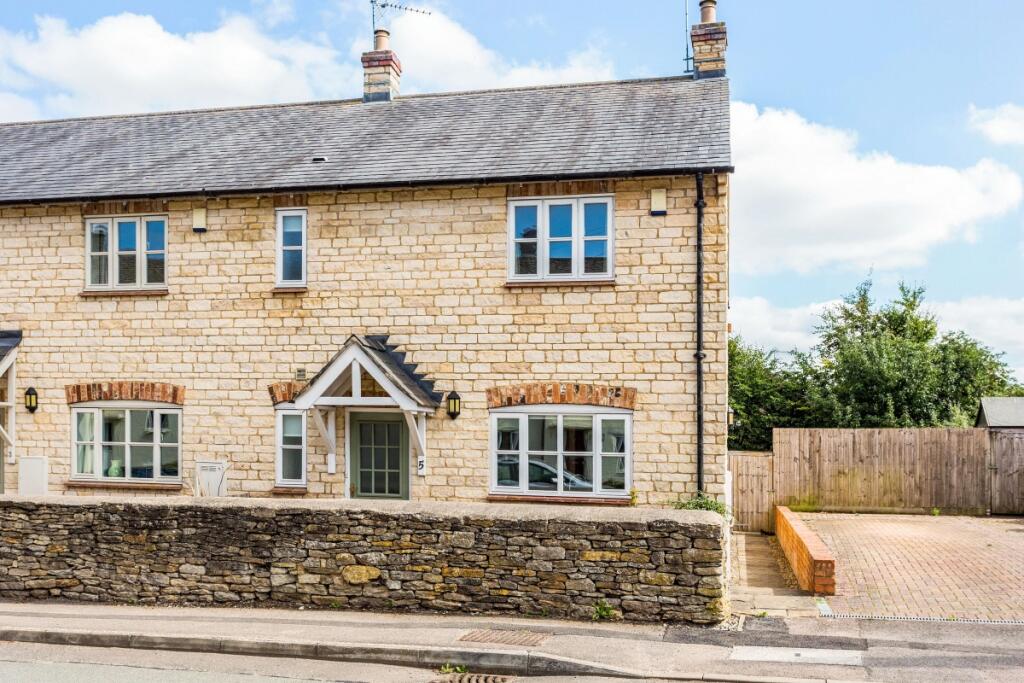 Main image of property: School Lane Evenley NN13