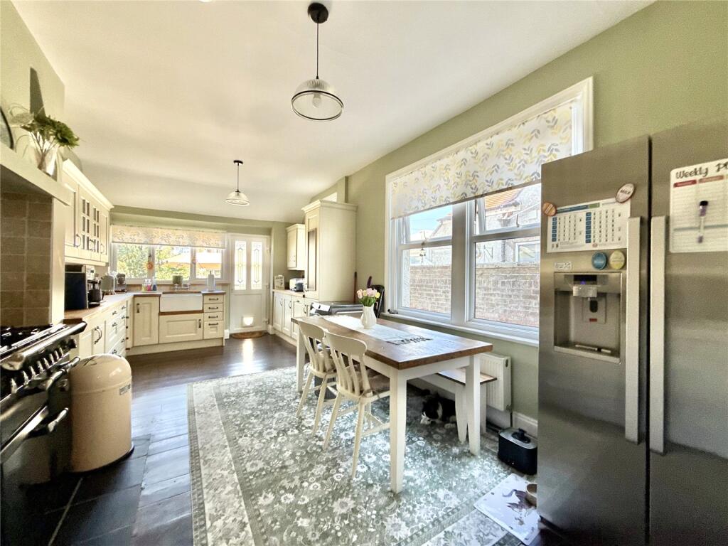 House in Brighton - View 4