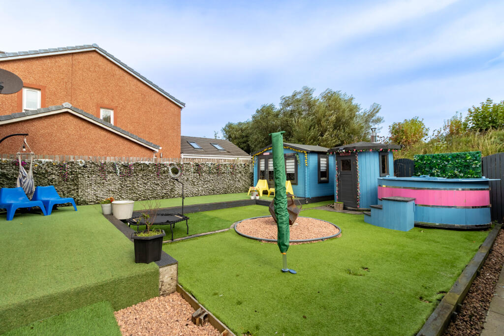 House in Dundee - View 5