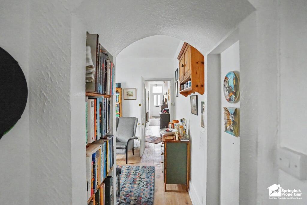 House in Littlehampton - More