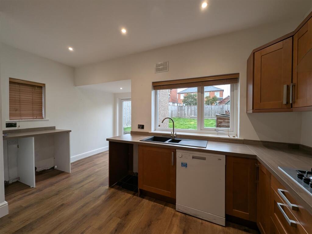 House in Darlington, Harrowgate Hill, Rise Carr - View 5