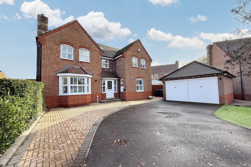 Main image of property: Camelias