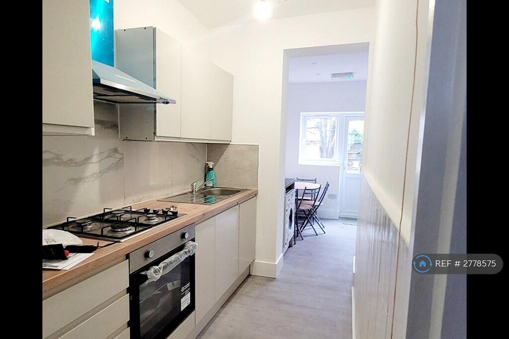 Main image of property: Off Ilford Lane, Essex, IG1