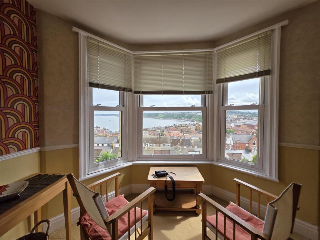 2-bed flat on Castle Road, Scarborough, £120,000