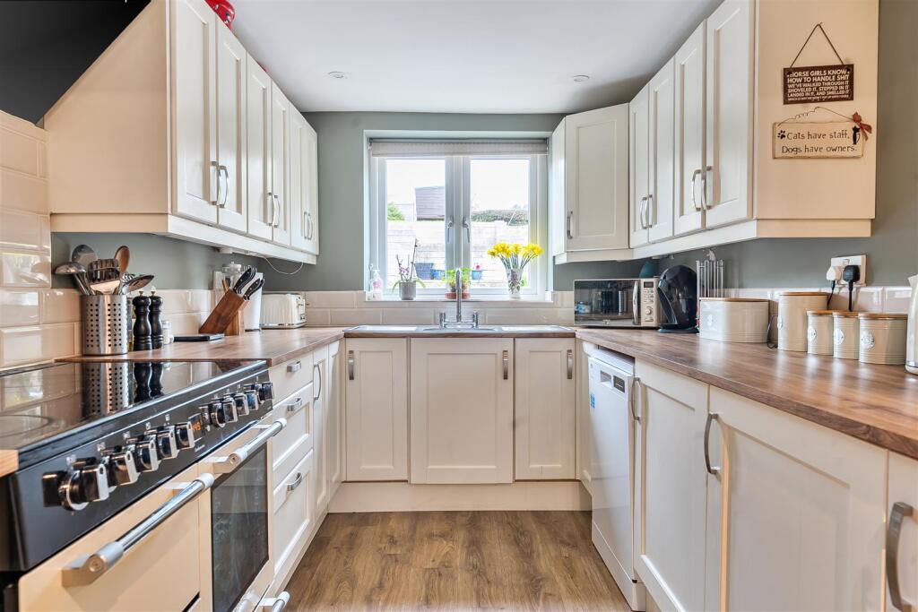 Main Road, Tolpuddle, Dorchester - View 3