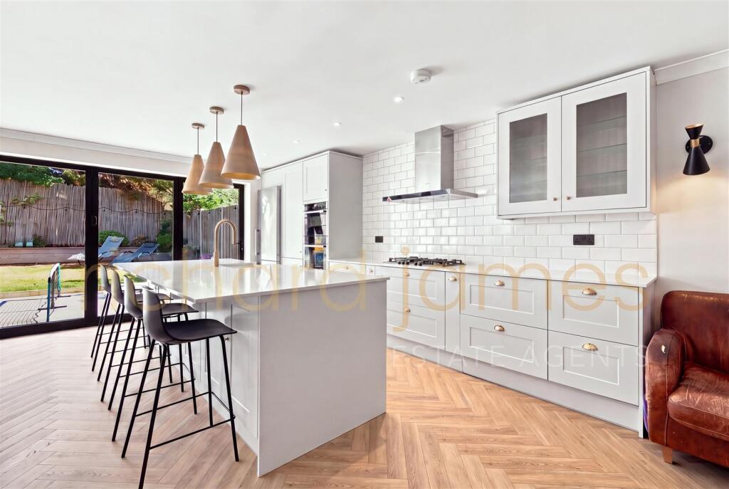 House in London - More