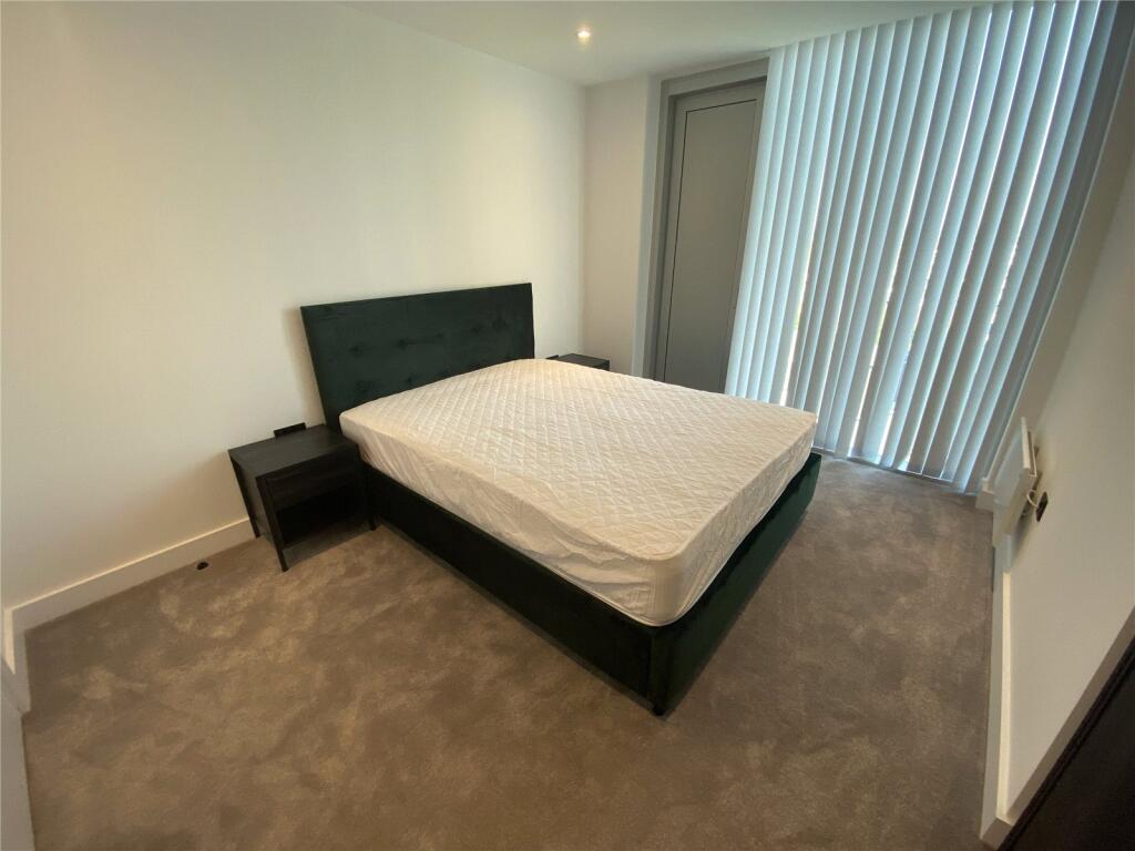 Apartment in Manchester - View 5