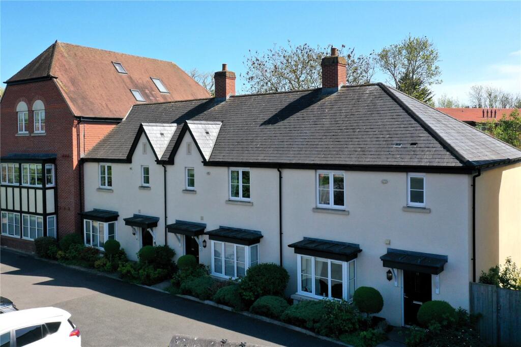 Main image of property: Cumber Place, Theale, Reading, Berkshire, RG7