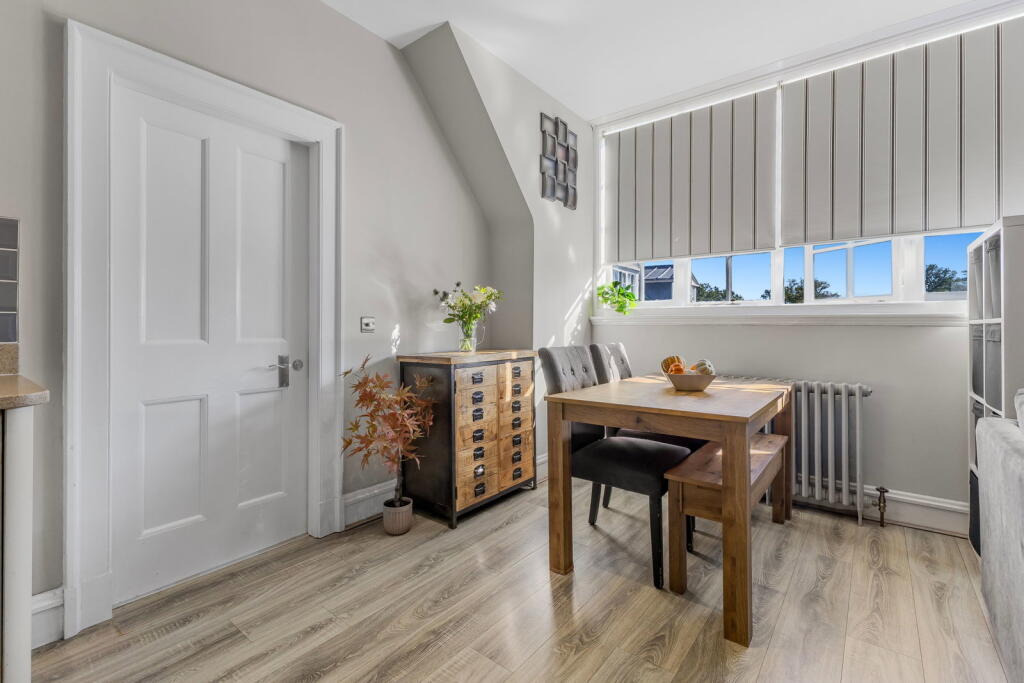 Apartment in Stevenage - More