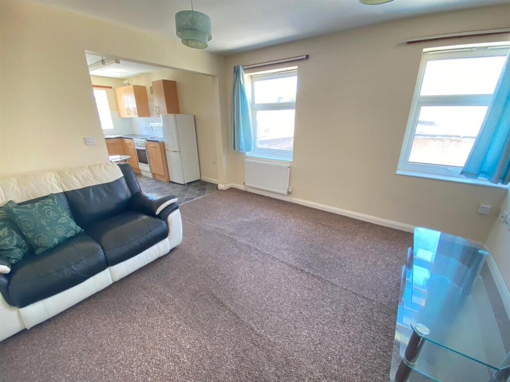House in Derby - View 5