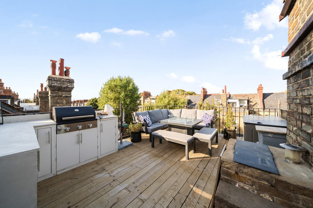 Apartment in London - View 4