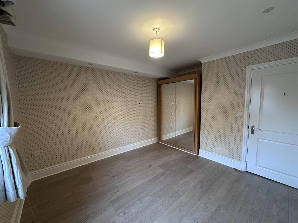 Main image of property: Clyne Common, Clyne Common, Swansea