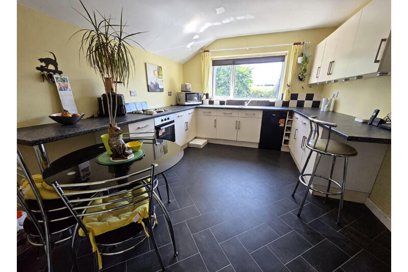 House in Taunton - View 2