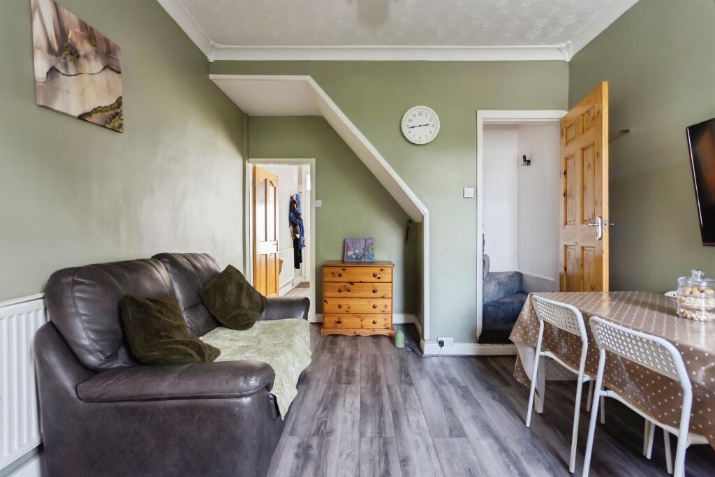 Manor Farm Road, Birmingham photo 4