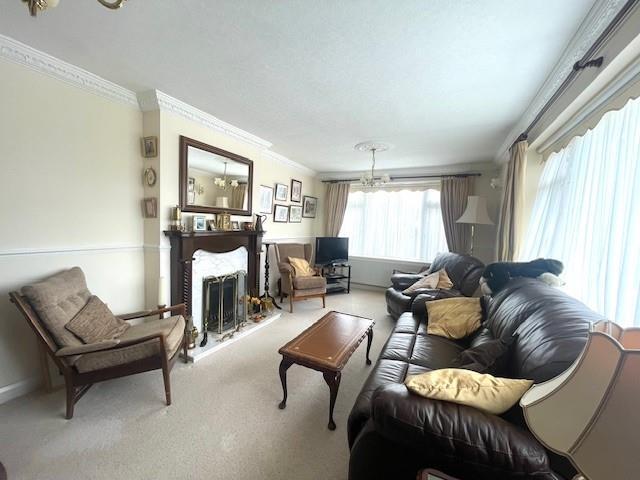 House in Mansfield, Warsop - View 2