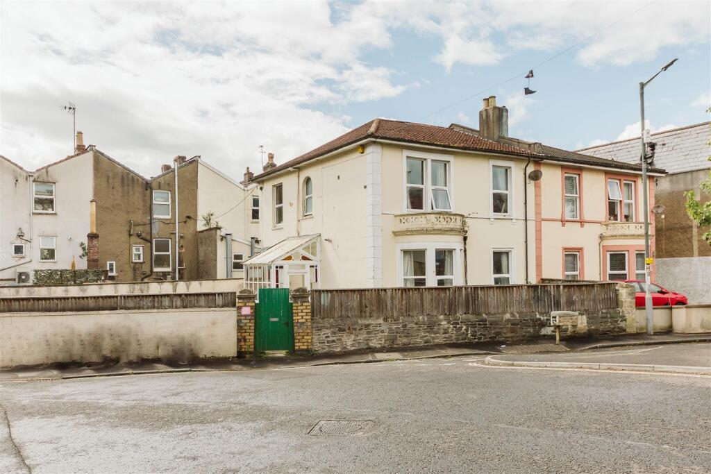 Main image of property: North Road | St. Andrews