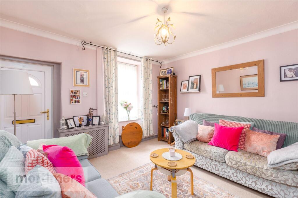 House in Ribble Valley, Low Moor, Clitheroe - View 2