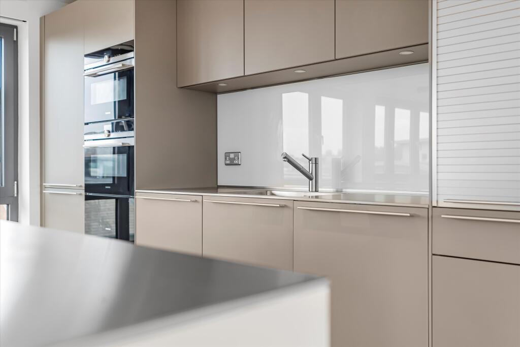 Apartment in Oxford, City Centre - More