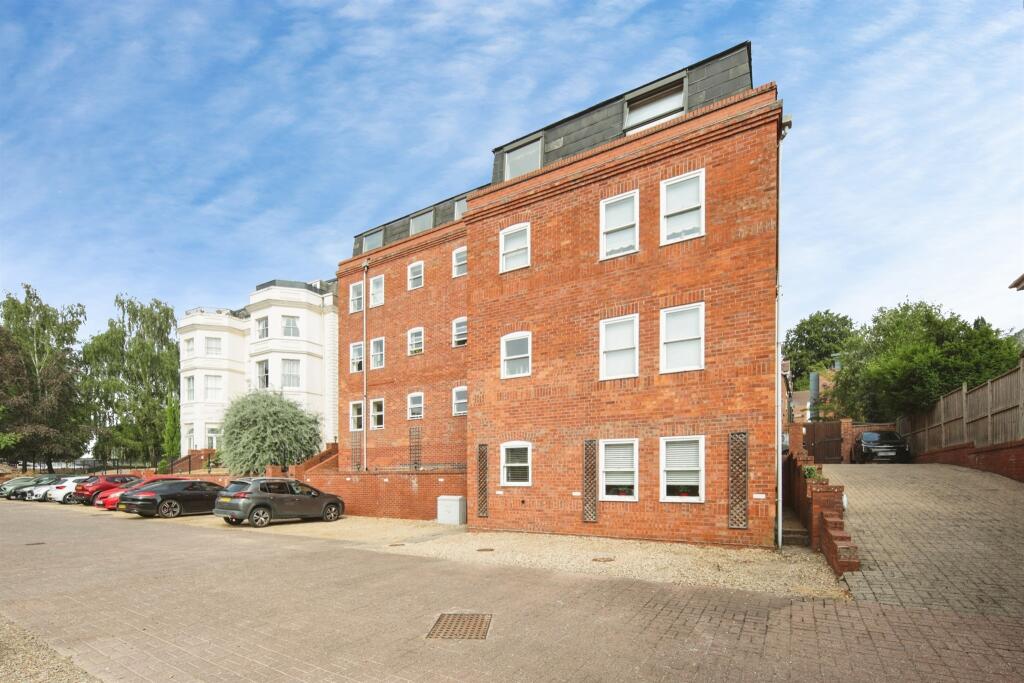 Main image of property: Bridge Street, Kenilworth