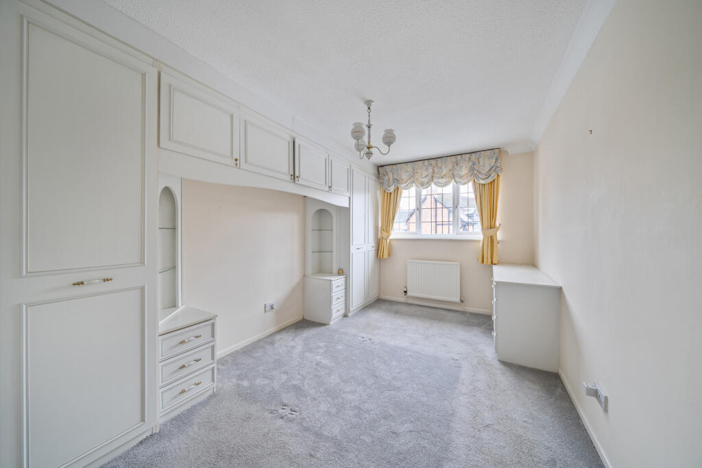 Deerings Drive, Pinner photo 3