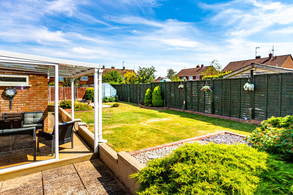 House in Rushden, North Northamptonshire - View 2