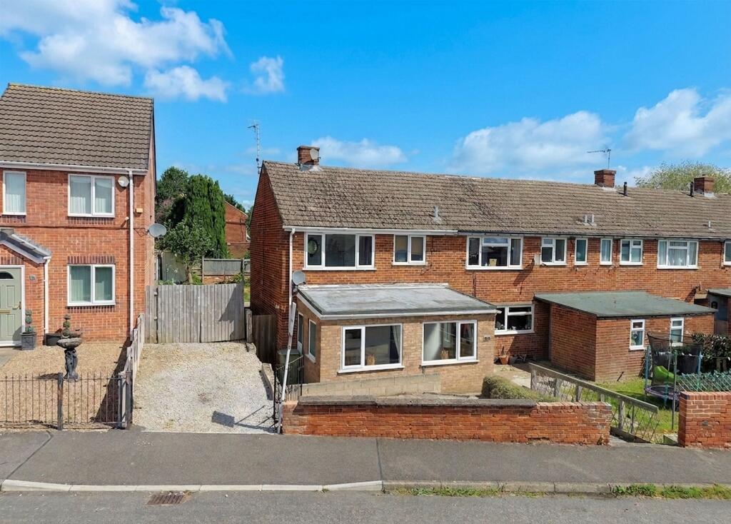 Main image of property: Springvale Close, Danesmoor, S45