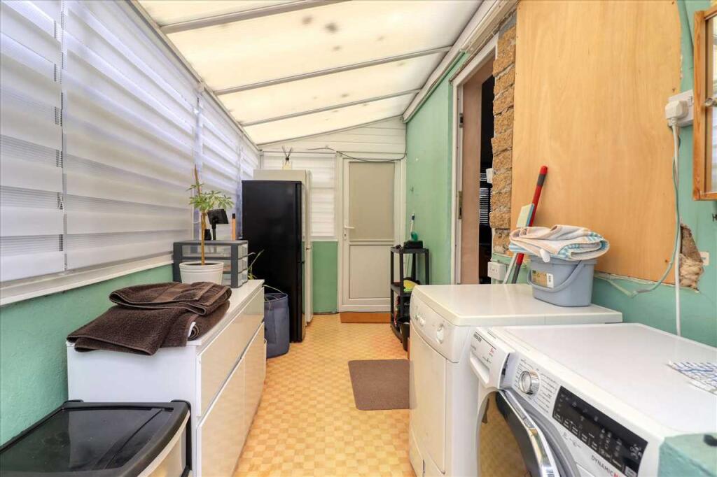 House in Clacton-on-Sea, Great Clacton - View 4