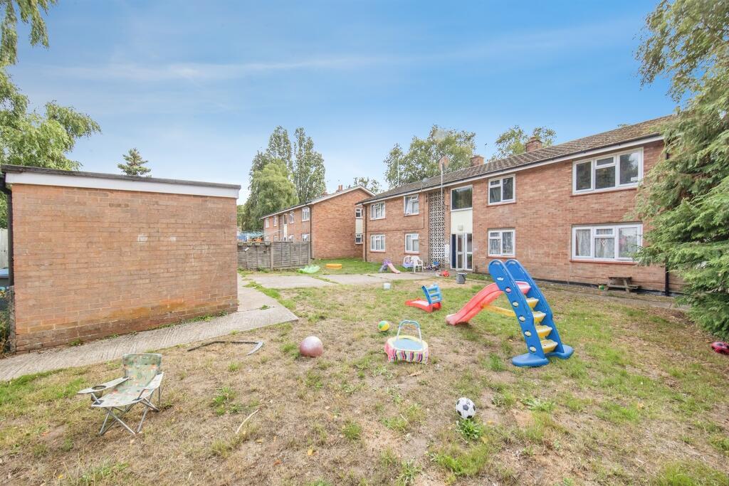 Apartment in East Suffolk, Melton - View 3