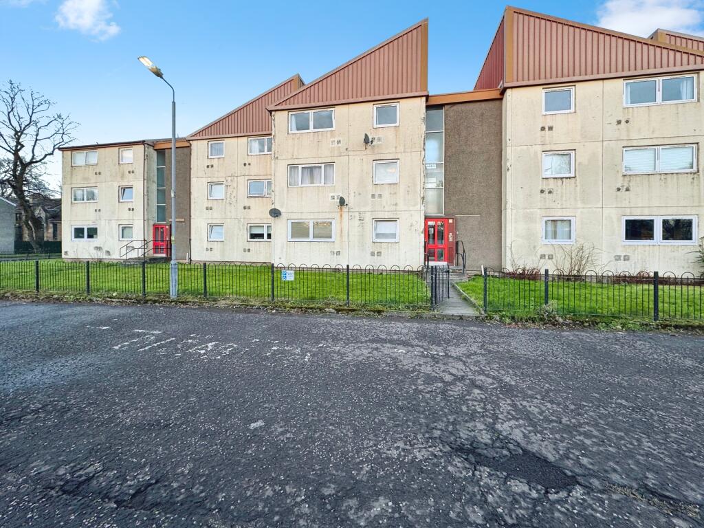Main image of property: 9 Northbank Place, 6, Clydebank, West Dunbartonshire,, Clydebank, G81 1NJ