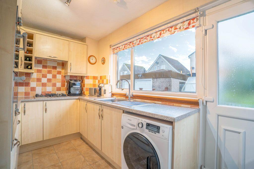 19 Avondale Road, West Kilbride, KA23 9BJ photo 4