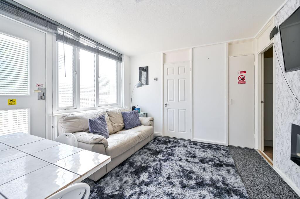 Apartment in London - View 2