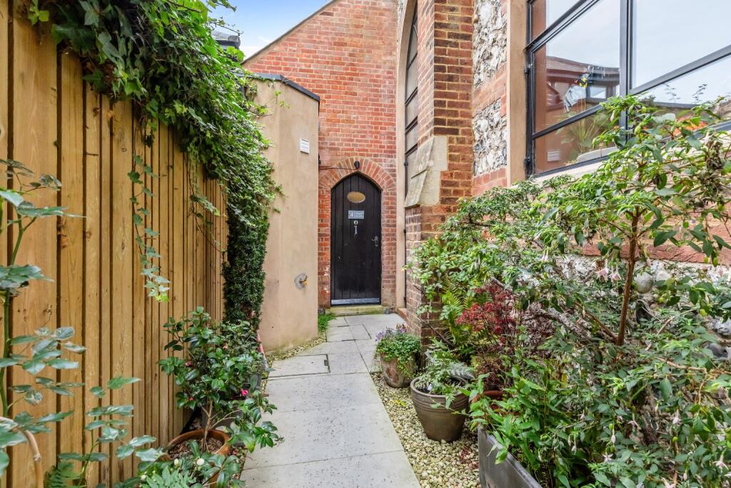 Main image of property: Station Street, Lewes, East Sussex, BN7