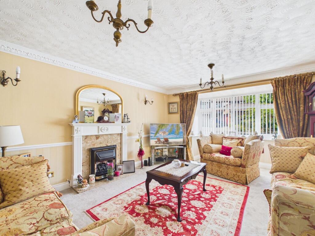 House in Telford, Hollinswood and Randlay - More