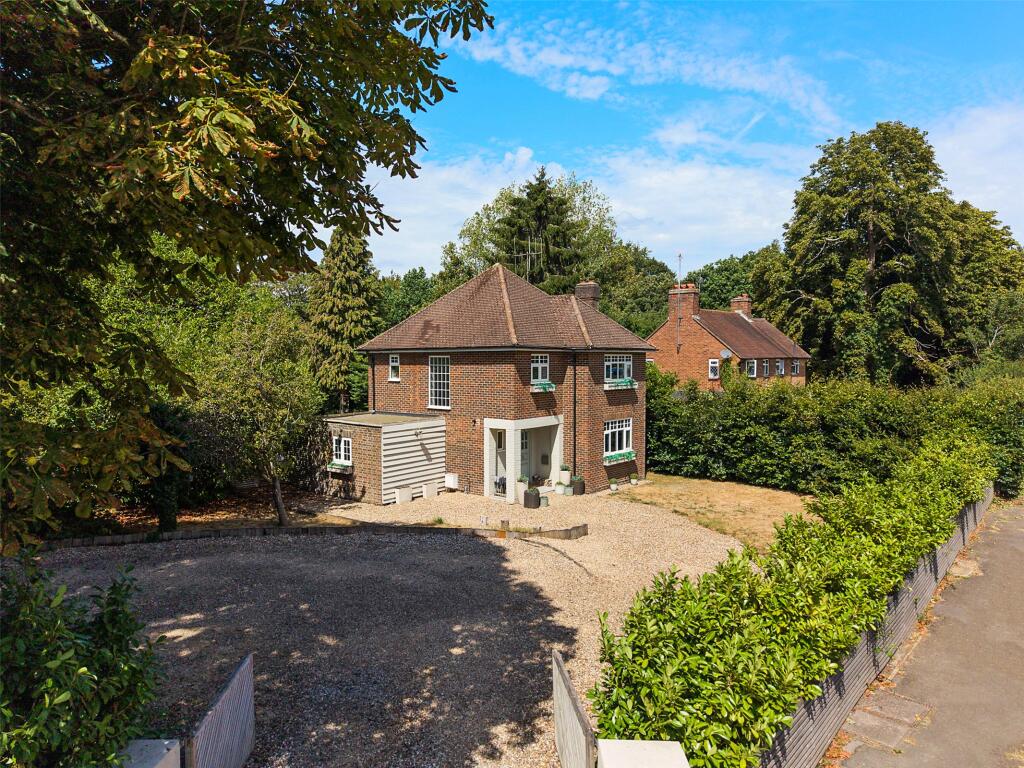 Main image of property: London Road, Westhumble, Dorking, RH5