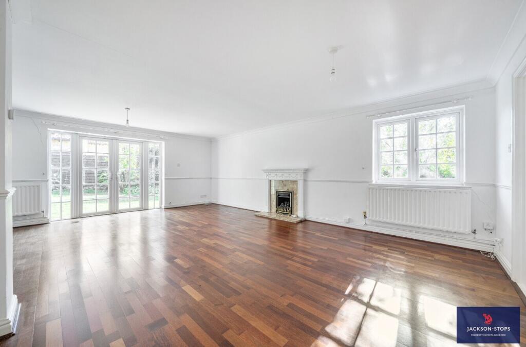House in Northampton - View 2