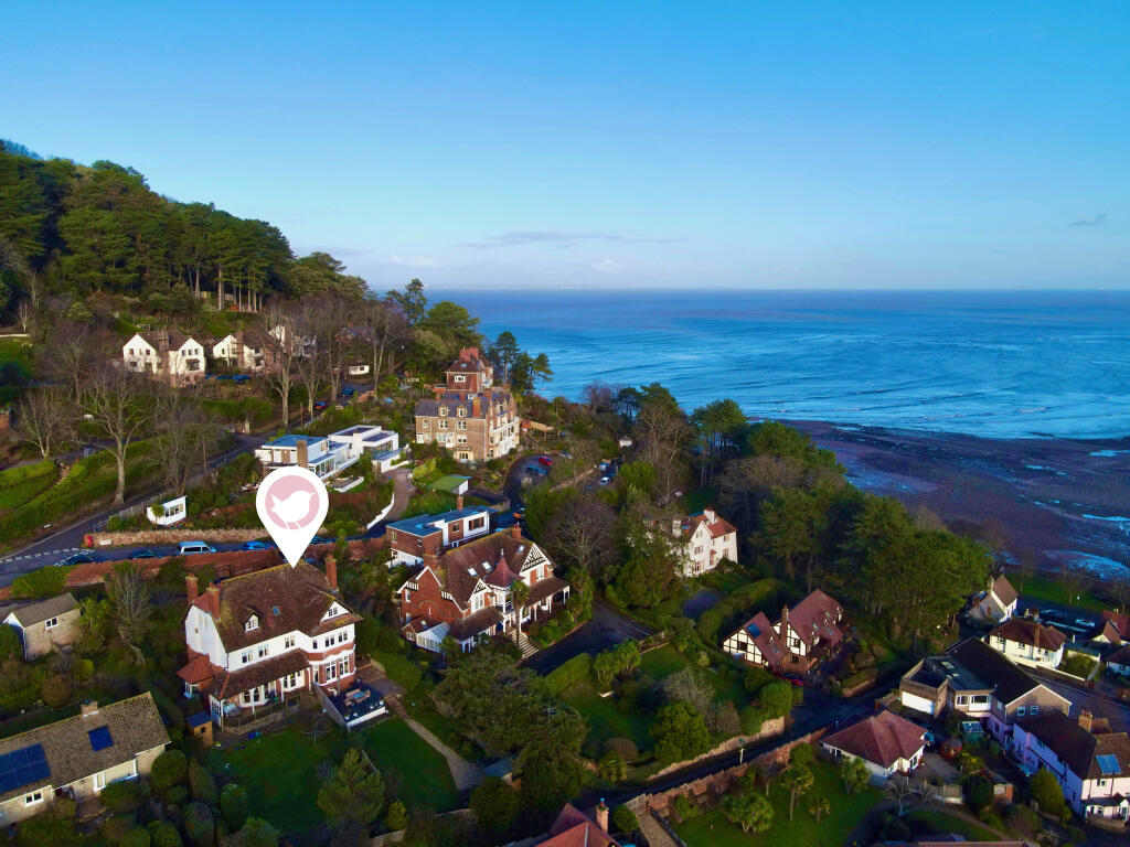 4-bed house on North Hill, Minehead - Spacious family home with stunning views, £575,000