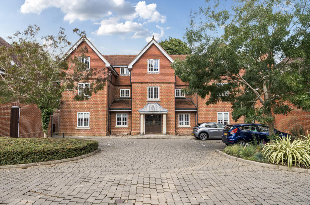 Main image of property: Wychwood Place, Winchester, Hampshire, SO22