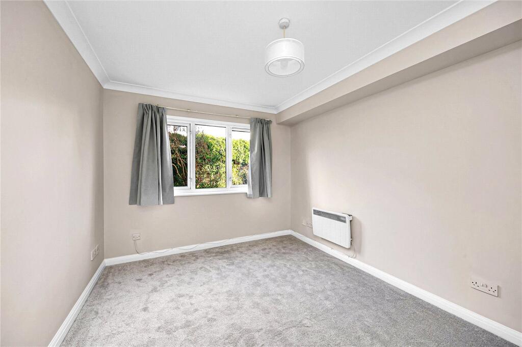 Varsity Drive, Twickenham, TW1 - View 5