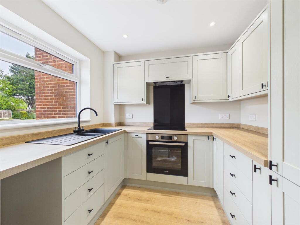 House in Tewkesbury, Longford - View 4