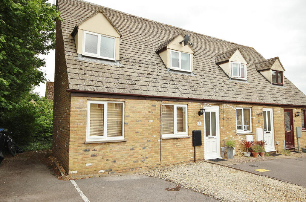 Main image of property: Aldsworth Court, Witney, OX28