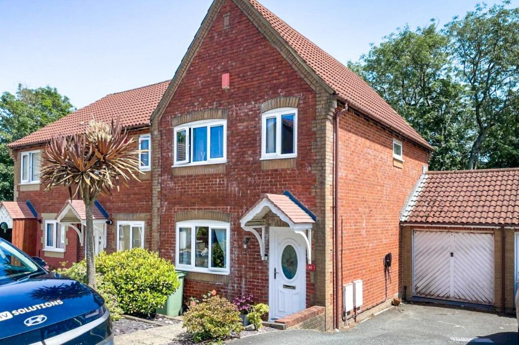Main image of property: Ashwood Park Road,Chaddlewood,Plymouth,Devon,PL7 2WA
