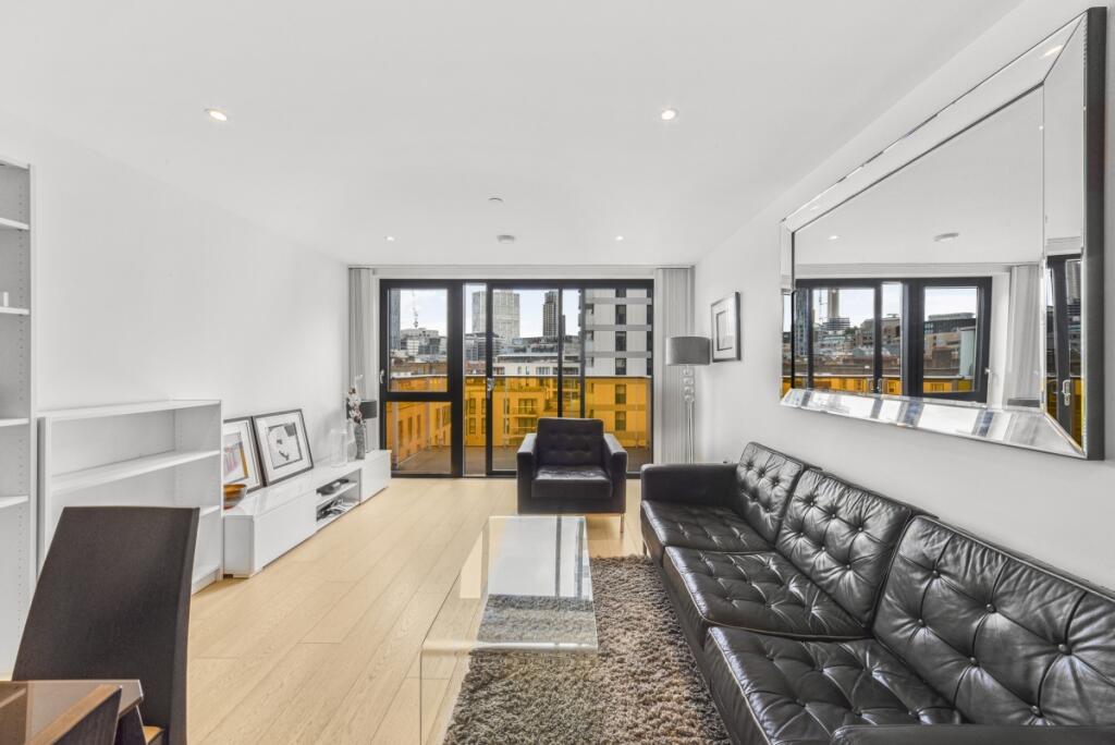 Main image of property: Kensington Apartments, Commercial Street, E1