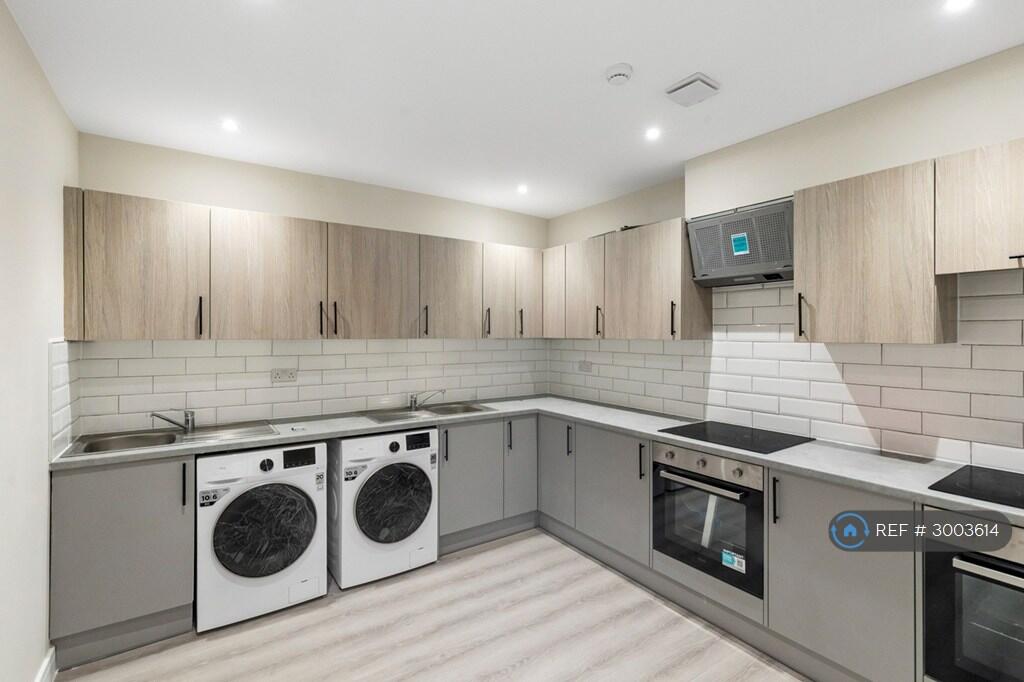 Apartment in London, Northumberland Heath - More