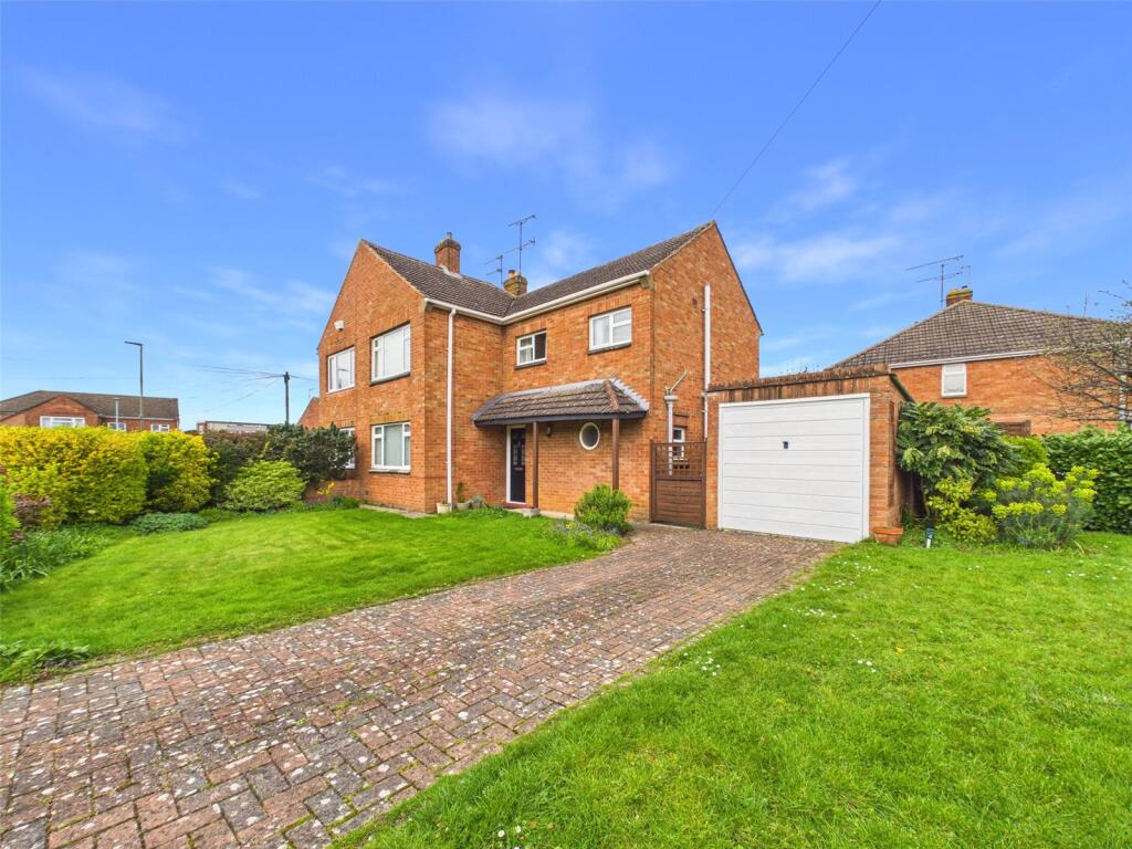 Main image of property: Goodmoor Crescent, Churchdown, Gloucester, Gloucestershire, GL3