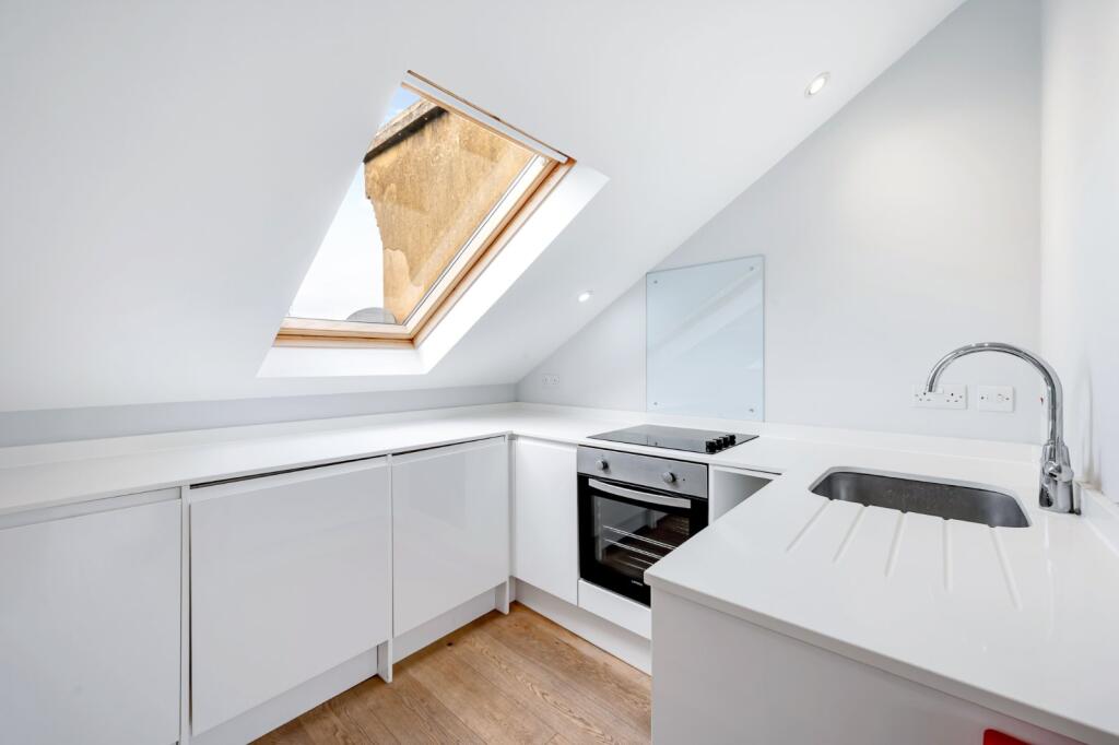 Apartment in London, Shepherd's Bush - More